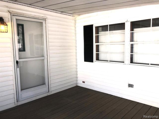 604 Juniper Court, Jonesville, MI 49250