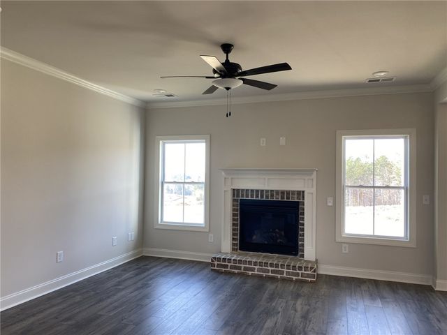 89 Boggs Road, Pelzer, SC 29669