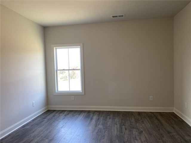 89 Boggs Road, Pelzer, SC 29669