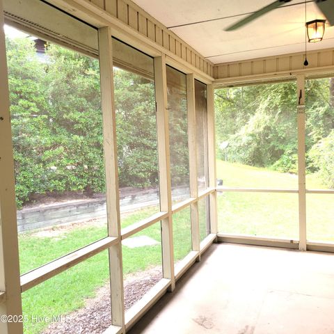 25 Garden Villa Drive, Southern Pines, NC 28387