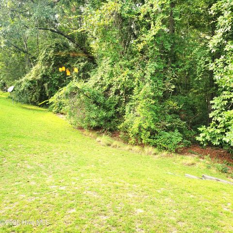 25 Garden Villa Drive, Southern Pines, NC 28387