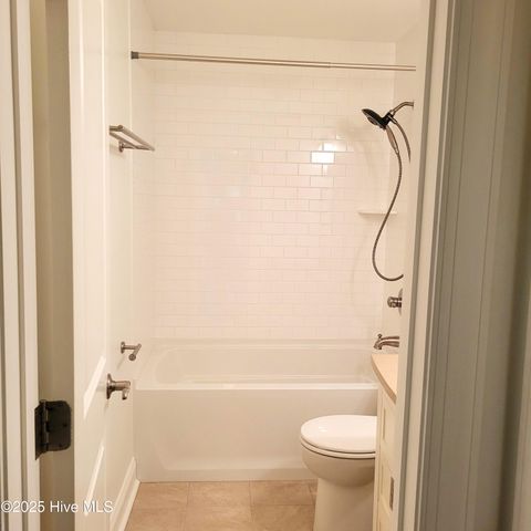 25 Garden Villa Drive, Southern Pines, NC 28387