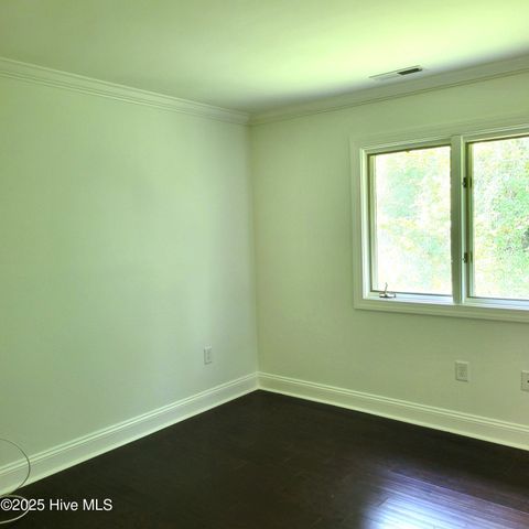 25 Garden Villa Drive, Southern Pines, NC 28387