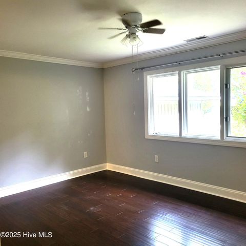 25 Garden Villa Drive, Southern Pines, NC 28387