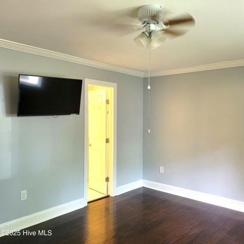 25 Garden Villa Drive, Southern Pines, NC 28387