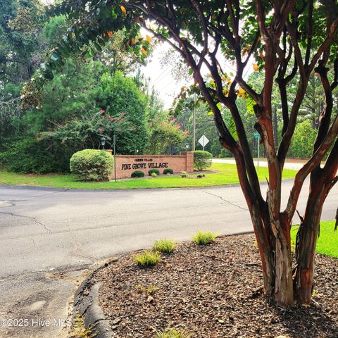 25 Garden Villa Drive, Southern Pines, NC 28387
