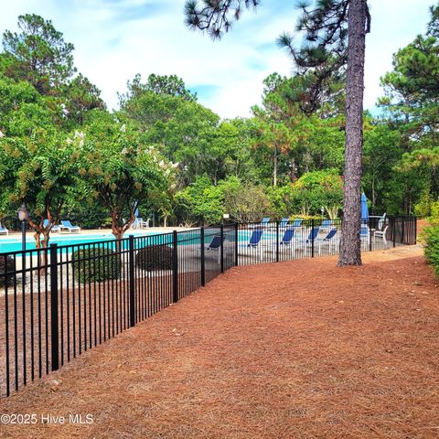 25 Garden Villa Drive, Southern Pines, NC 28387