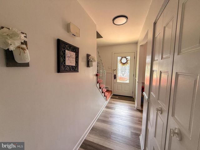 416 N WALNUT ST, Wernersville, PA 19565