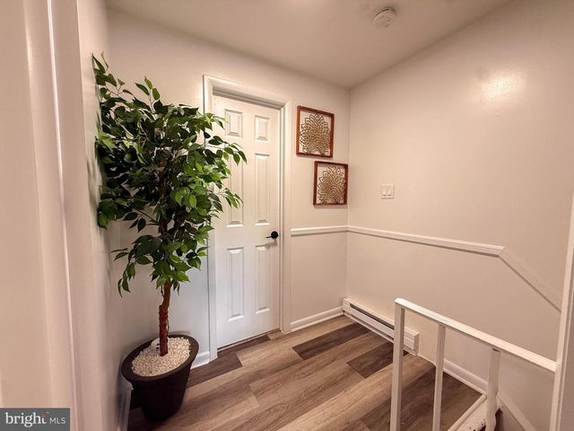 416 N WALNUT ST, Wernersville, PA 19565