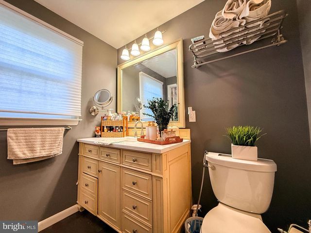 416 N WALNUT ST, Wernersville, PA 19565