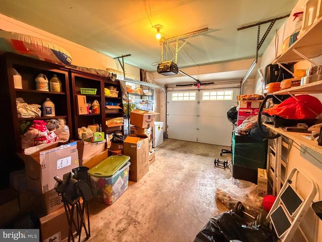 416 N WALNUT ST, Wernersville, PA 19565