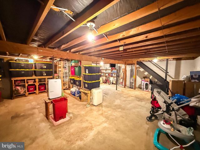 416 N WALNUT ST, Wernersville, PA 19565