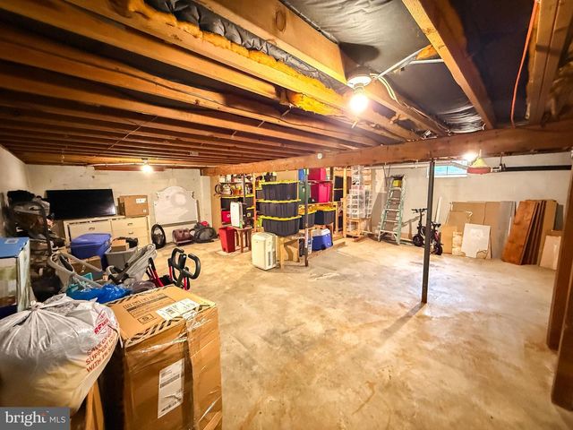 416 N WALNUT ST, Wernersville, PA 19565