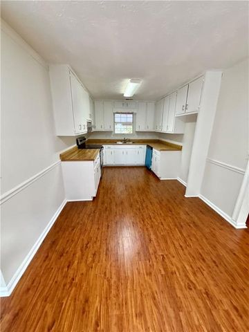 30 Stoneview Terrace, Covington, GA 30016