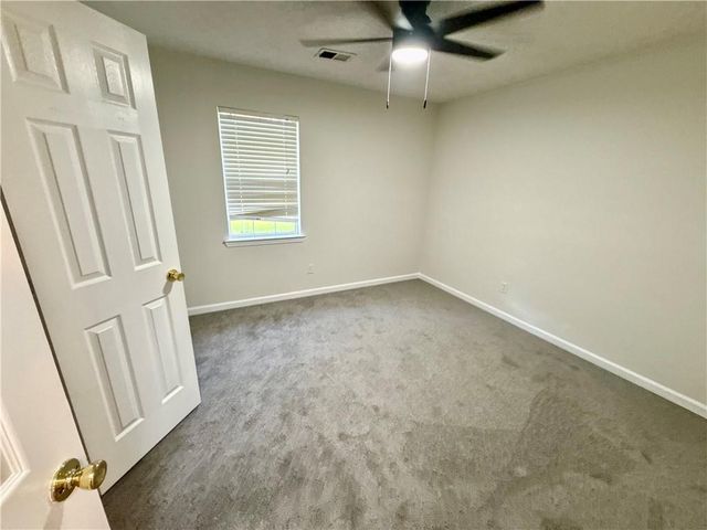 30 Stoneview Terrace, Covington, GA 30016