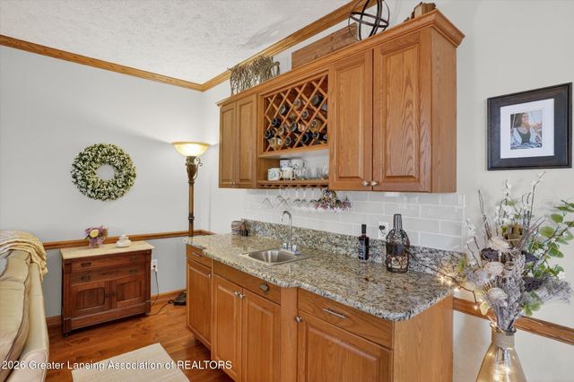 5930 Eagles Way, Haslett, MI 48840