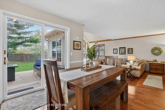 5930 Eagles Way, Haslett, MI 48840