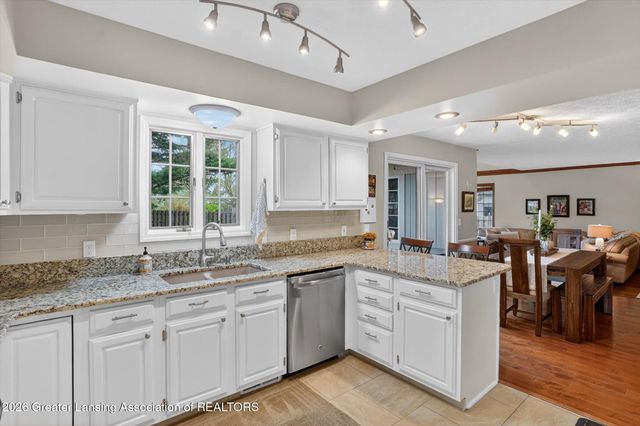 5930 Eagles Way, Haslett, MI 48840