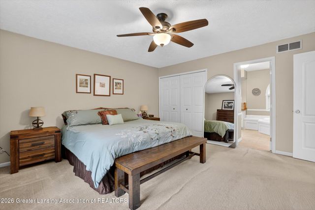 5930 Eagles Way, Haslett, MI 48840