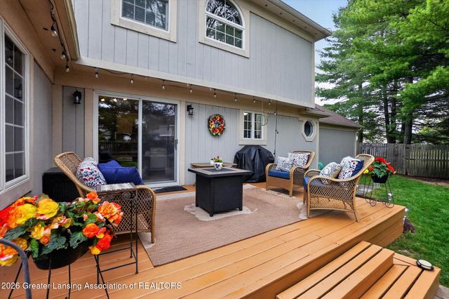 5930 Eagles Way, Haslett, MI 48840