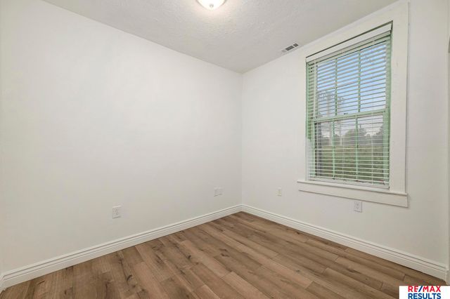 902 Louie Lane, Yutan, NE 68073