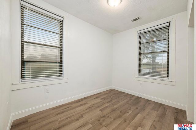 902 Louie Lane, Yutan, NE 68073