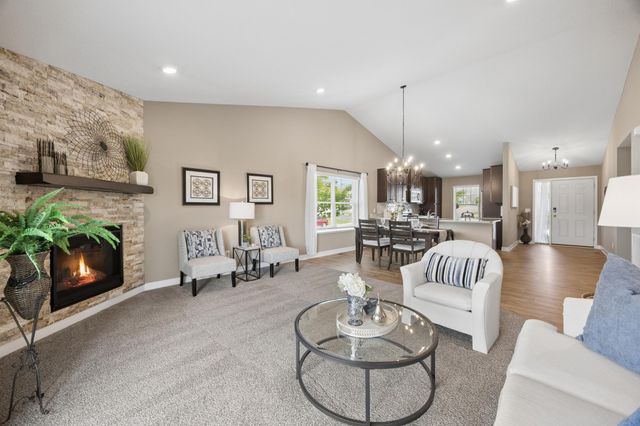 18192 Hartlin Avenue, Lakeville, MN 55044