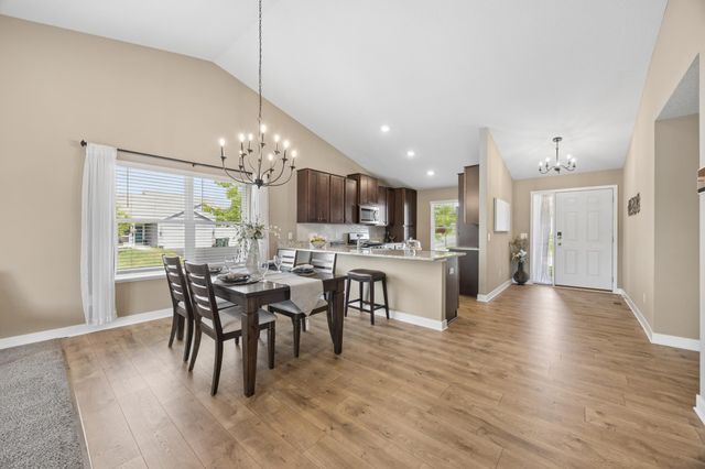 18192 Hartlin Avenue, Lakeville, MN 55044