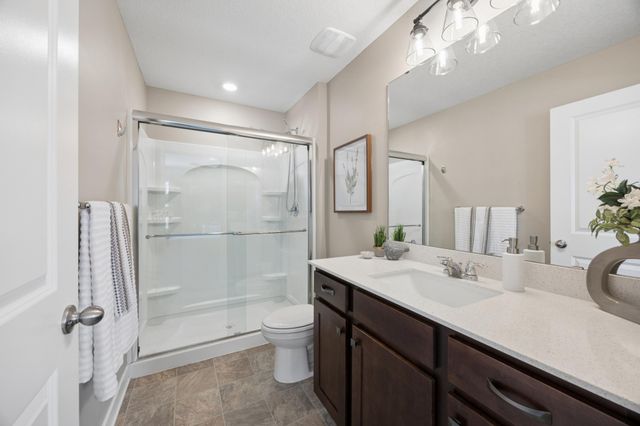 18192 Hartlin Avenue, Lakeville, MN 55044