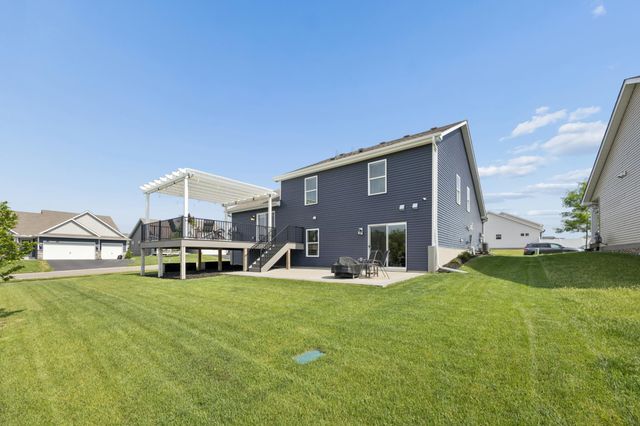 18192 Hartlin Avenue, Lakeville, MN 55044