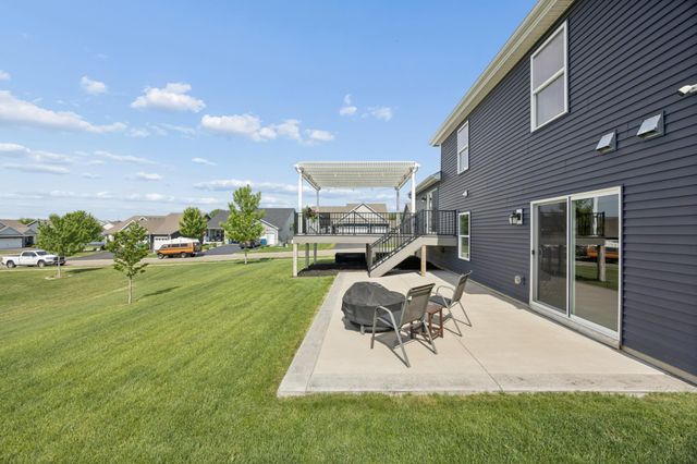 18192 Hartlin Avenue, Lakeville, MN 55044