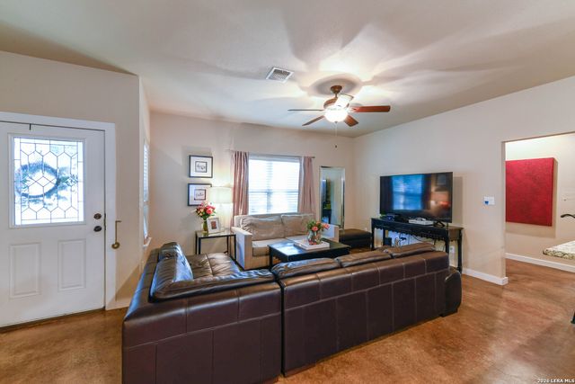 639 Bluffside, New Braunfels, TX 78130