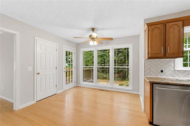 124 Cross Branches, Acworth, GA 30101