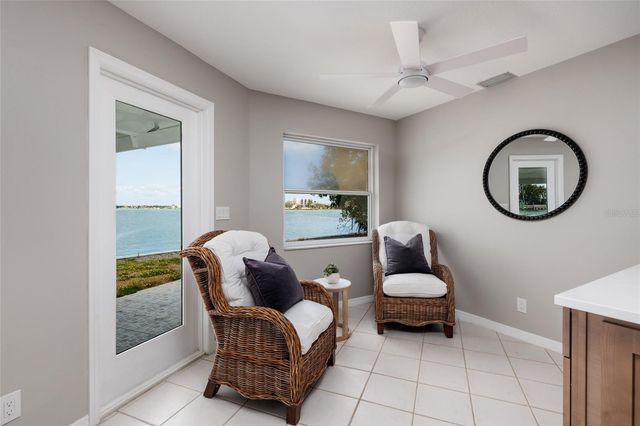 11055 4TH STREET E, Treasure Island, FL 33706