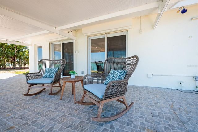 11055 4TH STREET E, Treasure Island, FL 33706