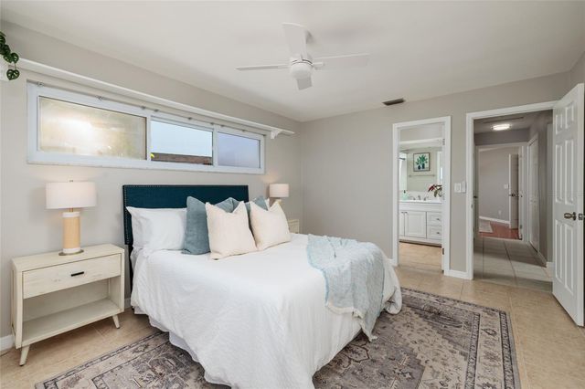 11055 4TH STREET E, Treasure Island, FL 33706