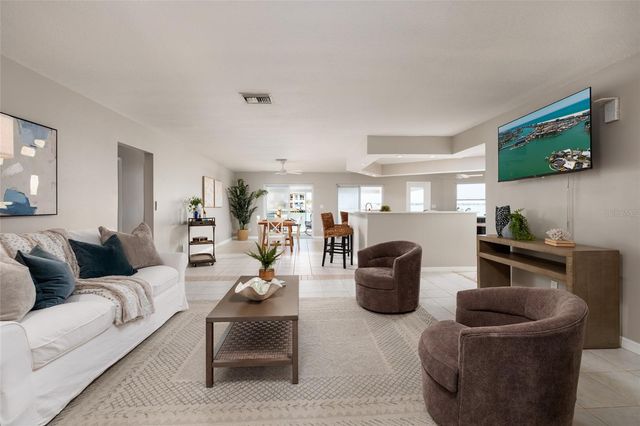 11055 4TH STREET E, Treasure Island, FL 33706