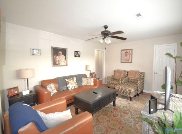 1006 Avenue F, Cullman, AL 35055