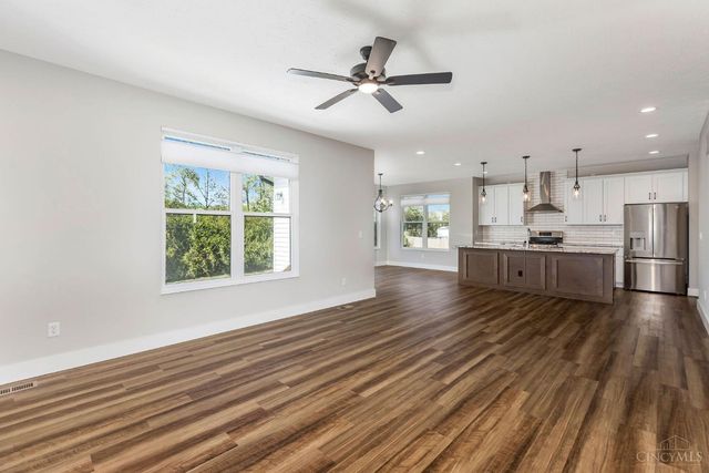 711 Brelsford Avenue, Trenton, OH 45067