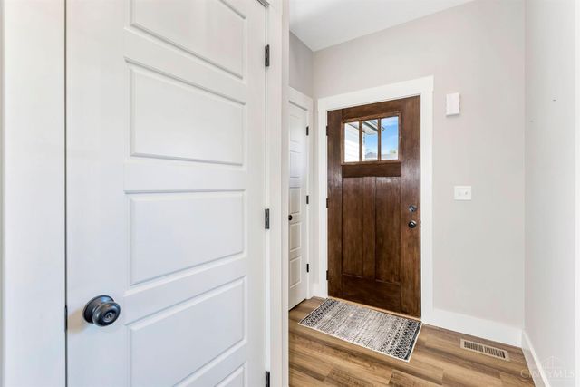 711 Brelsford Avenue, Trenton, OH 45067