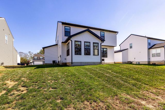 711 Brelsford Avenue, Trenton, OH 45067