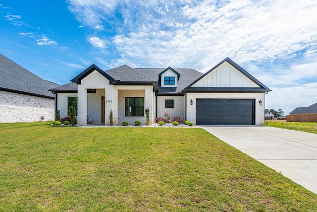 6154 Majestic Waters Drive, Benton, AR 72002