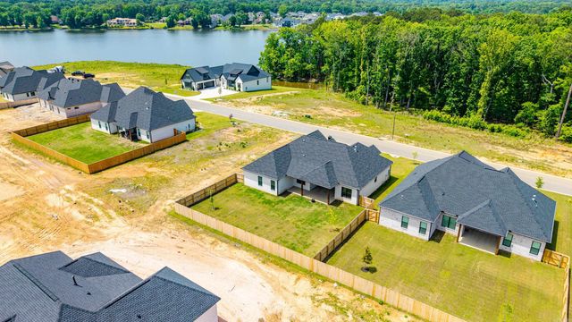 6154 Majestic Waters Drive, Benton, AR 72002