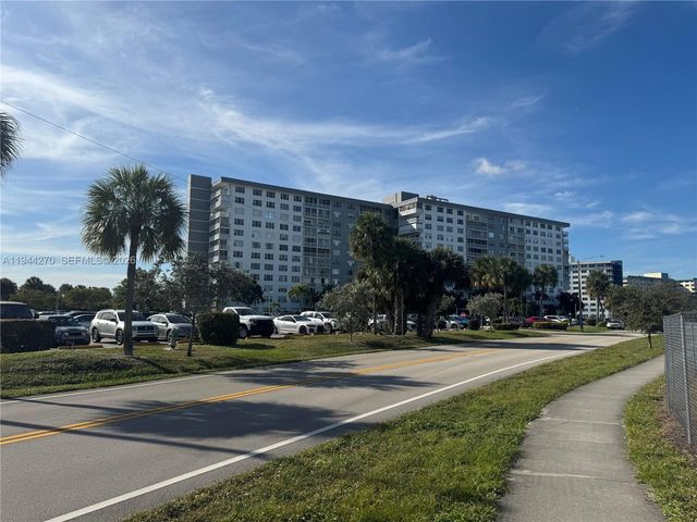 3800 Hillcrest Dr 1222 1222, Hollywood, FL 33021
