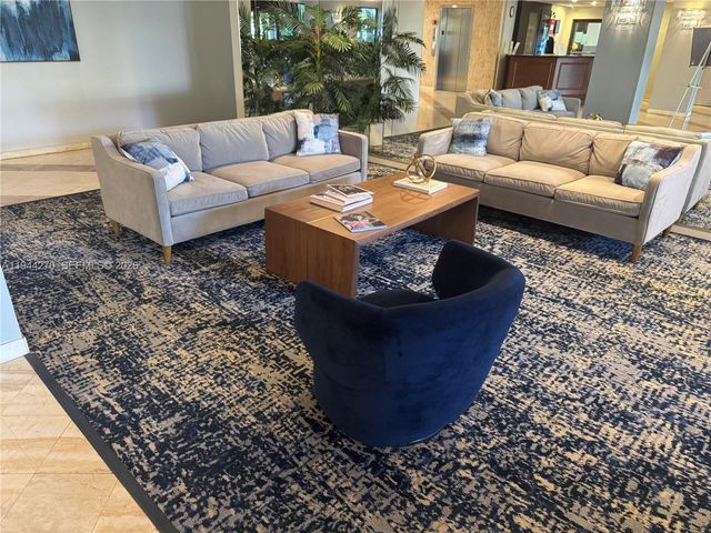 3800 Hillcrest Dr 1222 1222, Hollywood, FL 33021