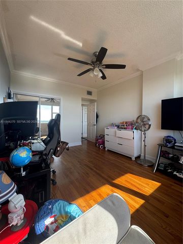 3800 Hillcrest Dr 1222 1222, Hollywood, FL 33021