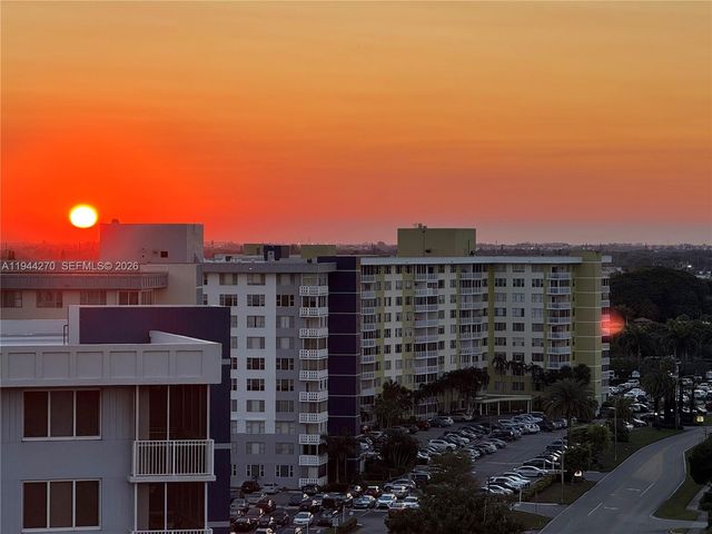 3800 Hillcrest Dr 1222 1222, Hollywood, FL 33021