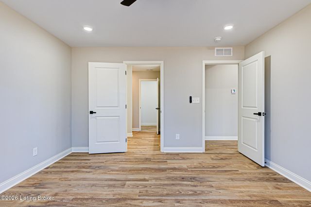 158 Mapleview Dr, Mt Washington, KY 40047