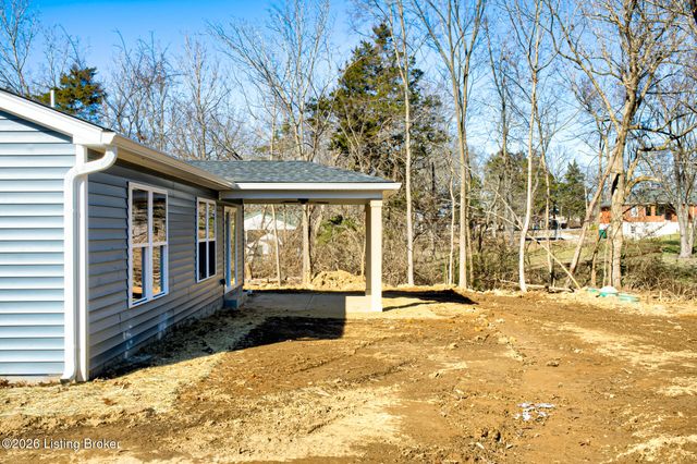 158 Mapleview Dr, Mt Washington, KY 40047