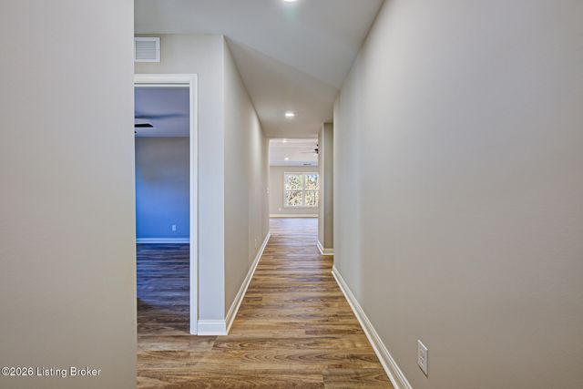 158 Mapleview Dr, Mt Washington, KY 40047